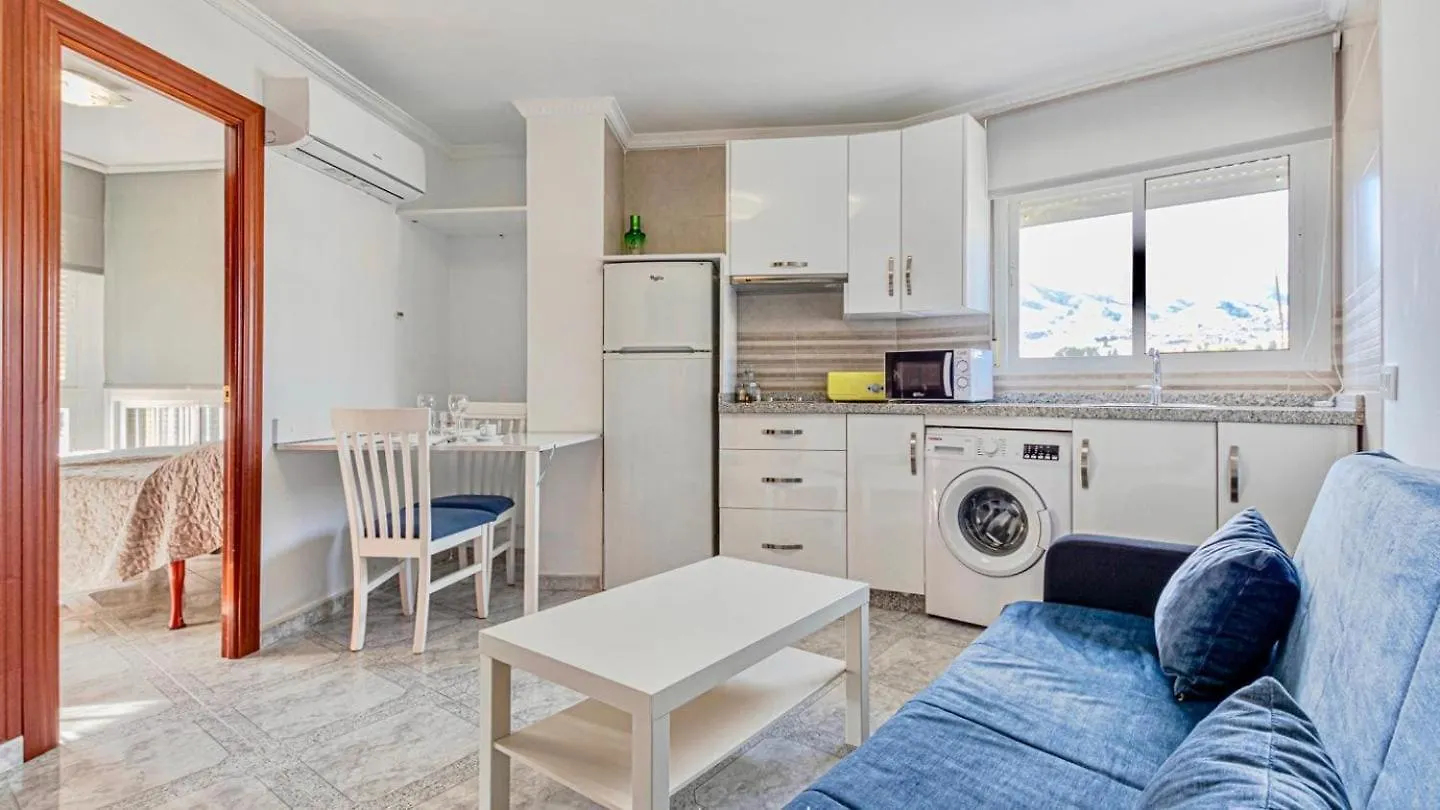 797 Holiday Rentals - Piso en Puerto Marina a 1 min de la playa Benalmádena Apartamento
