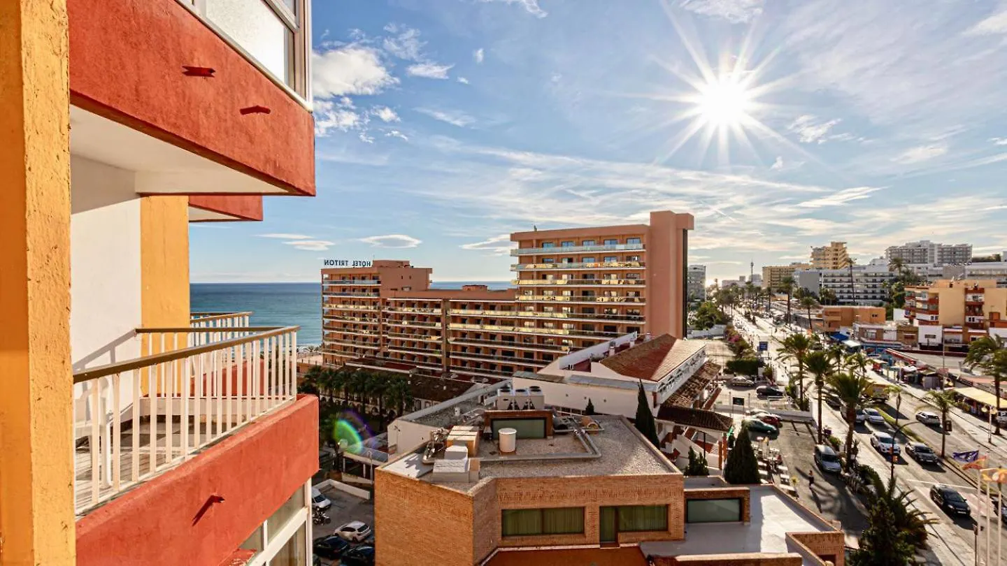 Apartamento 797 Holiday Rentals - Piso en Puerto Marina a 1 min de la playa Benalmádena España