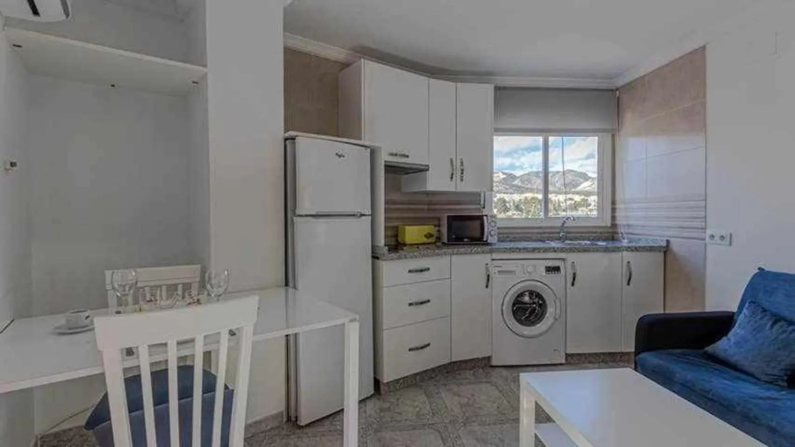 Apartamento 797 Holiday Rentals - Piso en Puerto Marina a 1 min de la playa Benalmádena