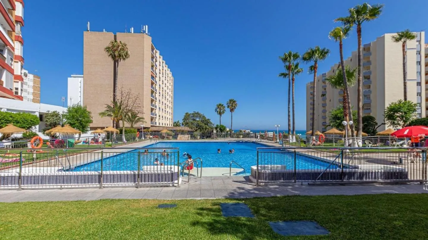 797 Holiday Rentals - Piso en Puerto Marina a 1 min de la playa Benalmádena 0*,